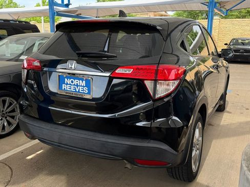 Used 2020 Honda HR-V LX image 6