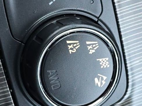 Used 2023 GMC Acadia SLT w/ Preferred Package image 21