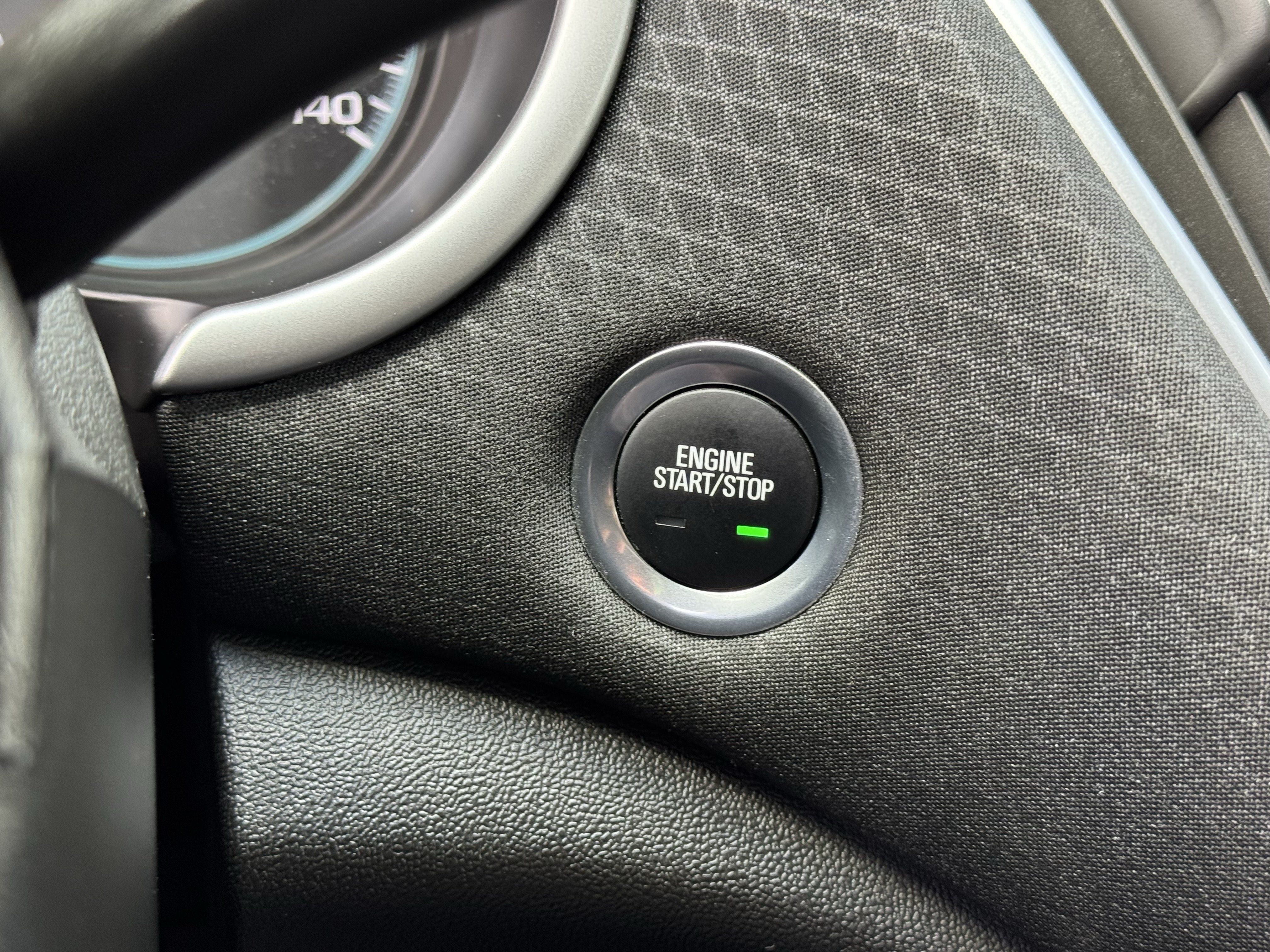 Certified 2025 Chevrolet Malibu LT FWD image 30