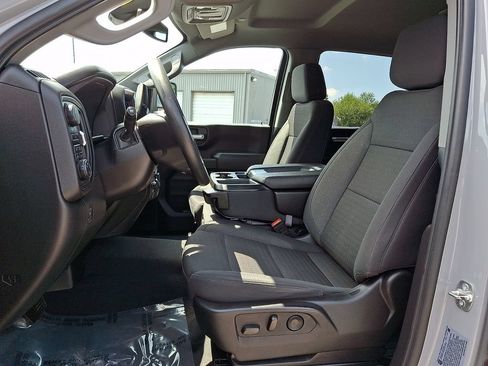 Used 2025 Chevrolet Silverado 2500 Custom w/ Custom Value Package AWD/4WD image 14