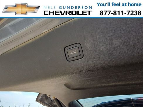 Used 2019 Chevrolet Traverse LT image 14