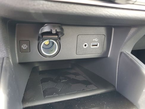 New 2025 Nissan Versa SV w/ Trunk Package image 25