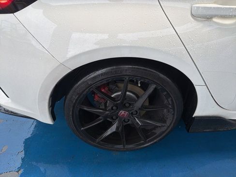 Used 2024 Honda Civic Type R image 7