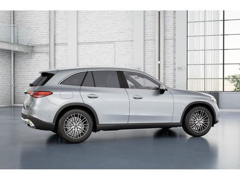 New 2026 Mercedes-Benz GLC 300 image 18