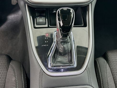 Used 2025 Subaru Outback Premium image 25