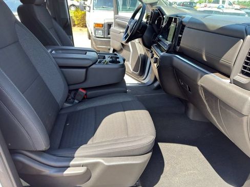 Used 2025 Chevrolet Silverado 2500 LT w/ Convenience Package AWD/4WD image 30