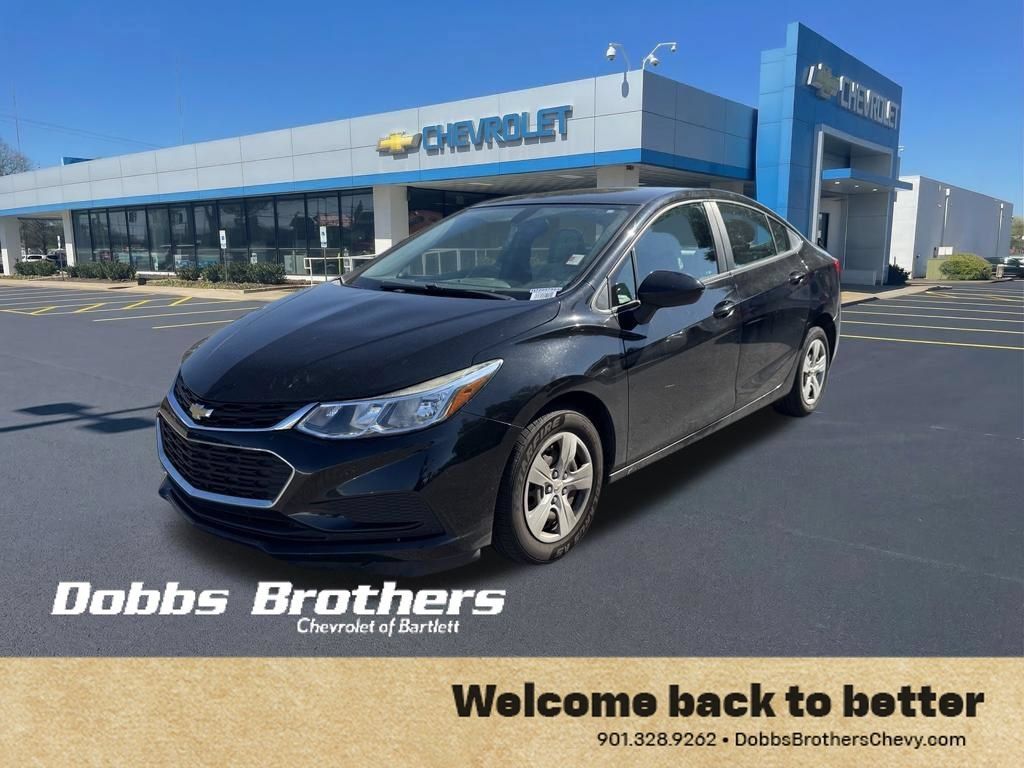 Used 2018 Chevrolet Cruze LS FWD image 3