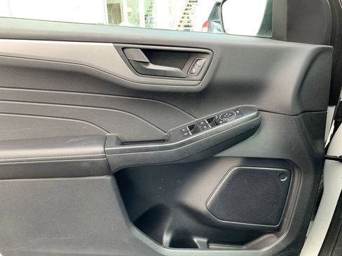 Used 2024 Ford Escape Active image 18