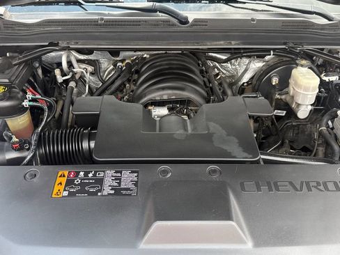 Used 2018 Chevrolet Tahoe Premier AWD/4WD image 14
