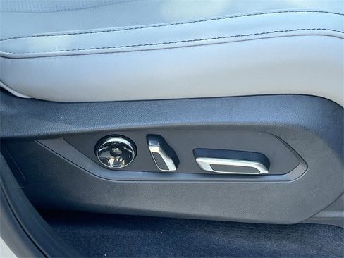 Used 2026 Acura MDX w/ Technology Package image 31