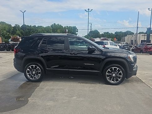 New 2026 GMC Terrain Elevation w/ Elevation Premium Package image 2