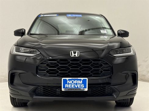 Certified 2026 Honda HR-V LX image 3