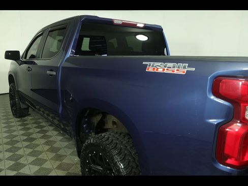 Used 2021 Chevrolet Silverado 1500 Custom Trail Boss w/ Safety Confidence Package image 18