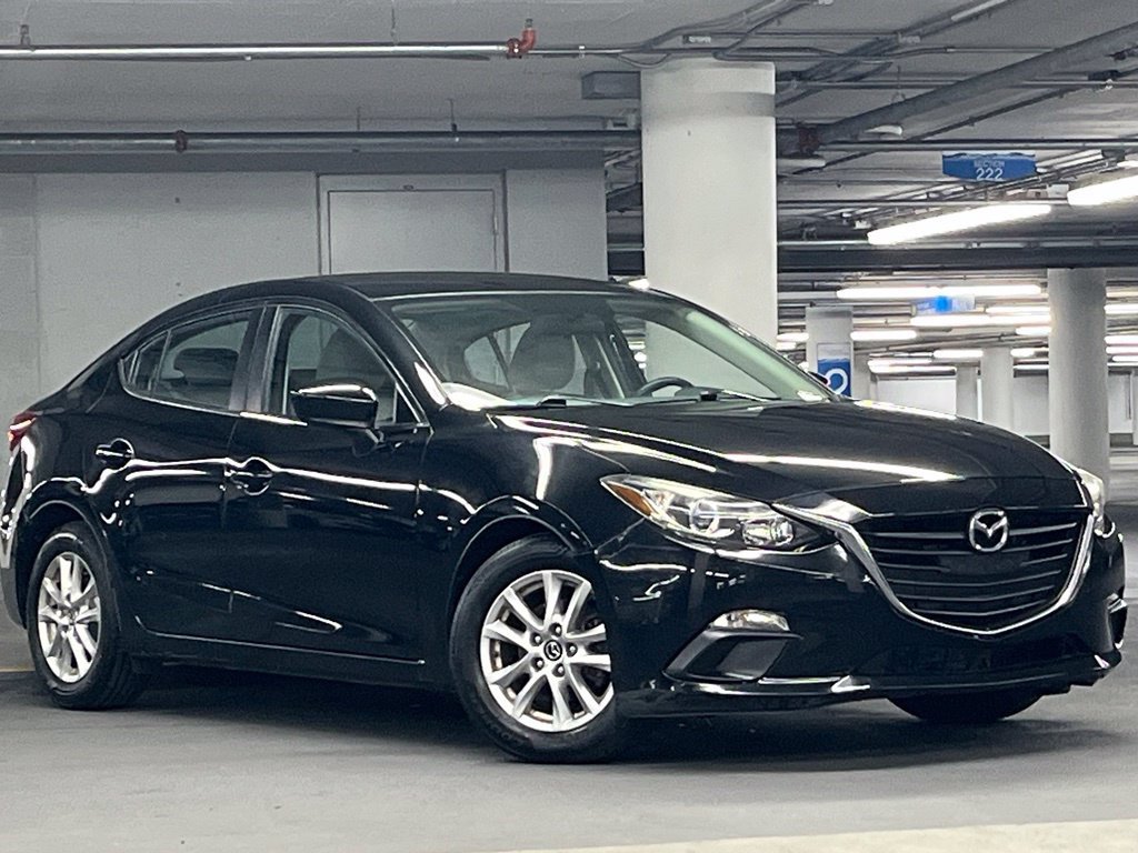 Used 2014 MAZDA MAZDA3 i Touring FWD image 2