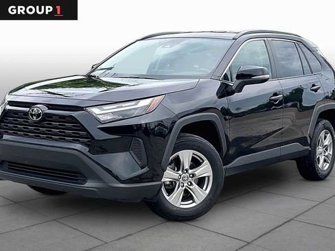 Used 2024 Toyota RAV4 XLE FWD image 1