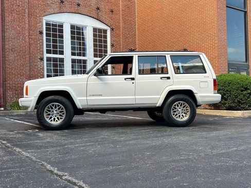 Used 1998 Jeep Cherokee Classic AWD/4WD image 9