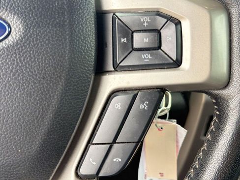 Used 2019 Ford F250 Lariat w/ Lariat Value Package image 22