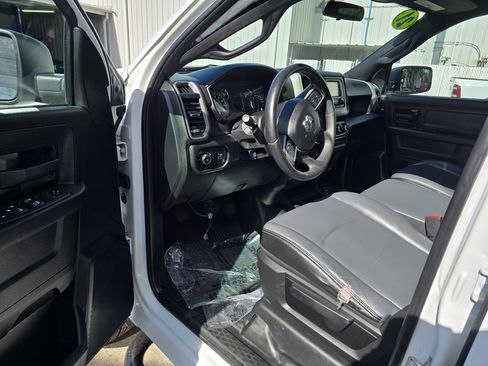 Used 2021 RAM 2500 Tradesman image 17