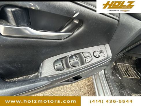 Used 2022 Nissan Sentra S image 24