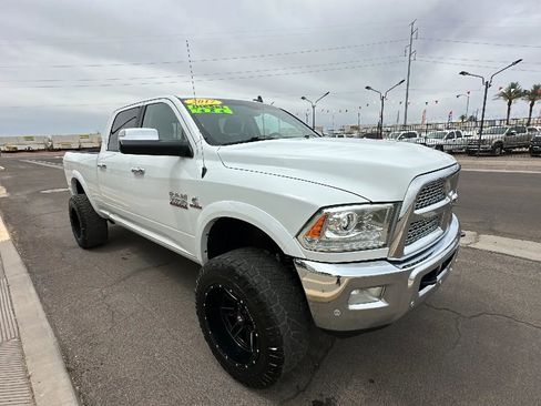 Used 2017 RAM 2500 Laramie AWD/4WD image 8