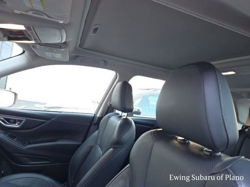 Used 2023 Subaru Forester Touring image 5