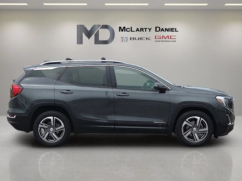 Certified 2020 GMC Terrain SLT FWD image 15