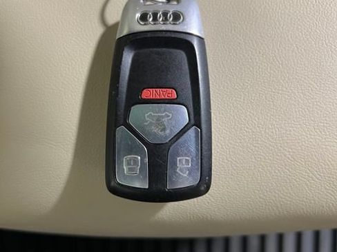 Used 2021 Audi A4 2.0T Premium Plus w/ Premium Plus Package AWD/4WD image 27
