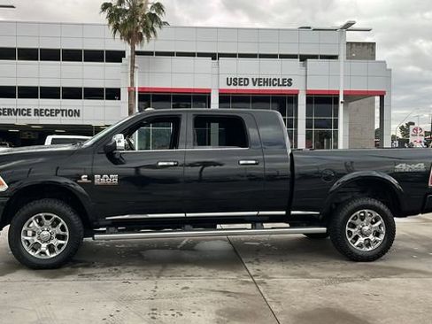 Used 2017 RAM 2500 Limited AWD/4WD image 3