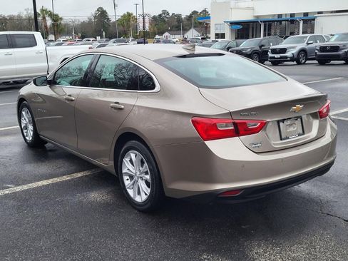 Used 2025 Chevrolet Malibu LT image 5