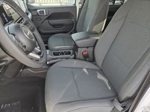 New 2026 Jeep Gladiator Sport image 24