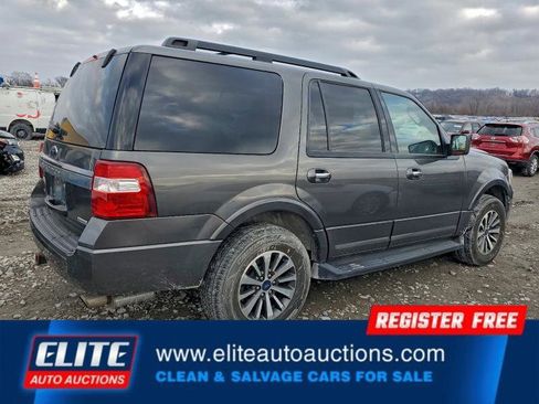 Used 2017 Ford Expedition XLT w/ Equipment Group 202A image 6