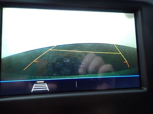 Used 2019 Chevrolet Equinox LT image 4