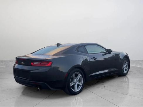 Used 2016 Chevrolet Camaro LT image 7