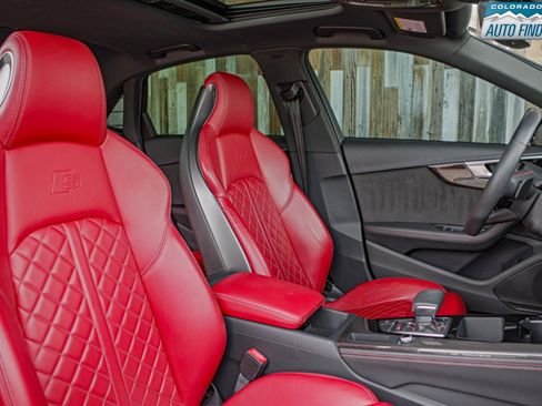 Used 2020 Audi S4 Premium Plus w/ Premium Plus Package AWD/4WD image 22