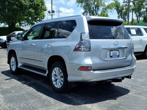 Used 2018 Lexus GX 460 Premium w/ Premium Package AWD/4WD image 6