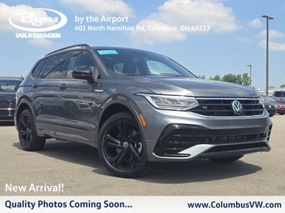 Certified 2023 Volkswagen Tiguan SE R-Line