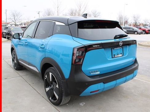 Certified 2025 Nissan Kicks SR w/ Illumination Package image 5