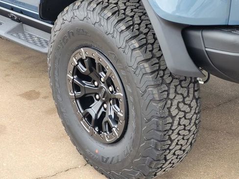 New 2025 Ford Bronco Raptor image 7