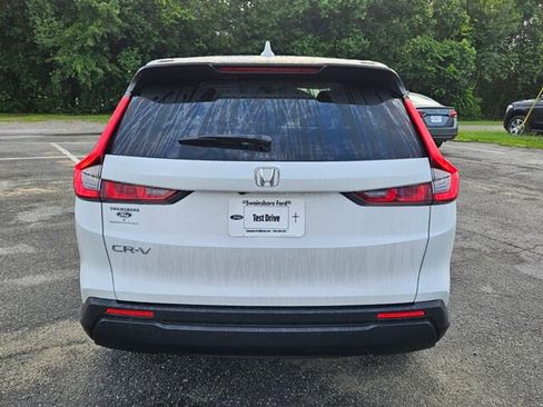 Used 2025 Honda CR-V LX image 12