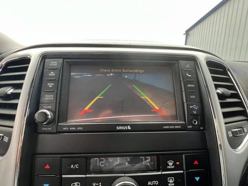 Used 2012 Jeep Grand Cherokee SRT8 w/ Luxury Group II AWD/4WD image 34