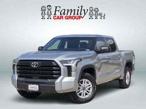 Used 2025 Toyota Tundra SR5 w/ SR5 Premium Package image 1
