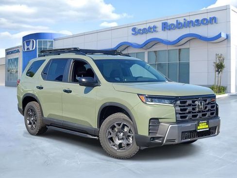 New 2026 Honda Pilot TrailSport image 1