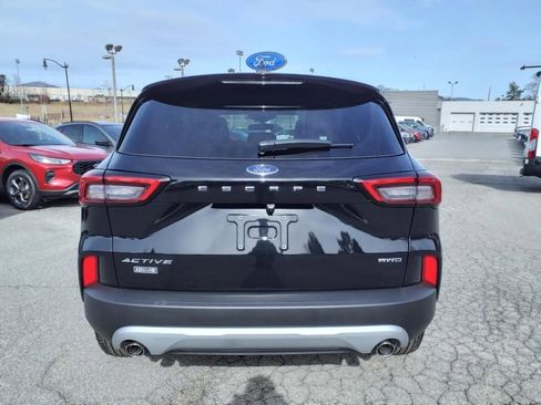 Used 2025 Ford Escape Active w/ Cold Weather Package image 6