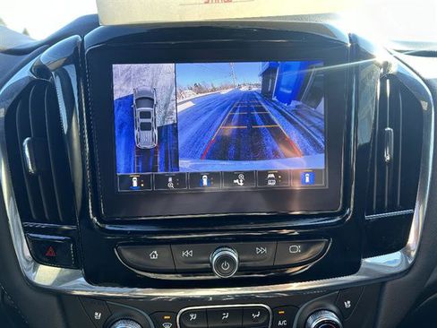 Certified 2023 Chevrolet Traverse Premier w/ Redline Edition image 21