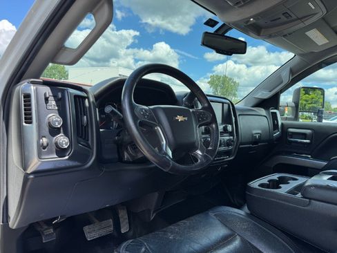 Used 2017 Chevrolet Silverado 3500 LT w/ LT Convenience Package AWD/4WD image 14