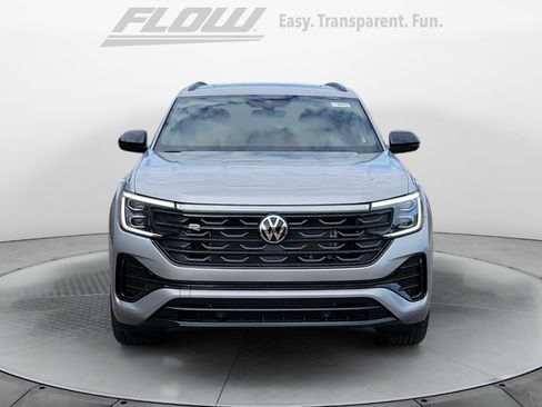 New 2026 Volkswagen Atlas Cross Sport SEL R-Line AWD/4WD image 2