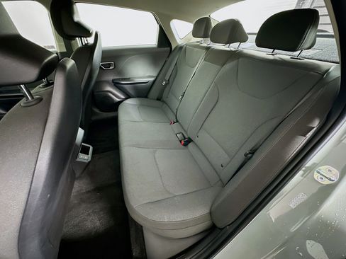 Used 2025 Kia K4 FWD image 26