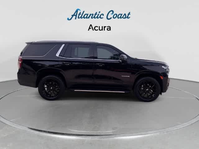 Used 2022 Chevrolet Tahoe LT w/ Luxury Package AWD/4WD image 9