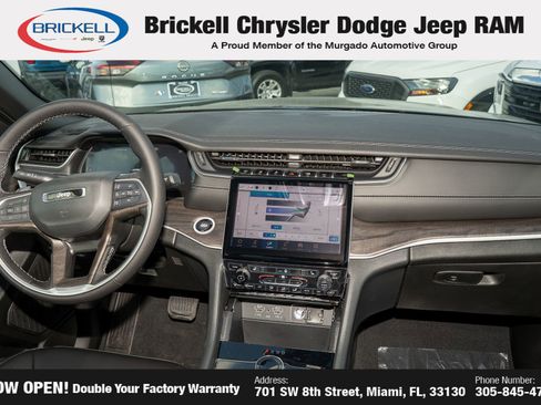 New 2025 Jeep Grand Cherokee L Limited image 23