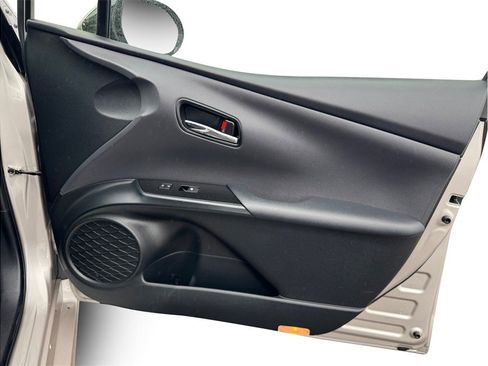 Used 2018 Toyota Prius Prime Premium w/ Carpet Mat Package FWD image 17